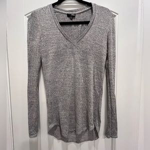 Aritzia Wilfred free long sleeved gray shirt. Size small.